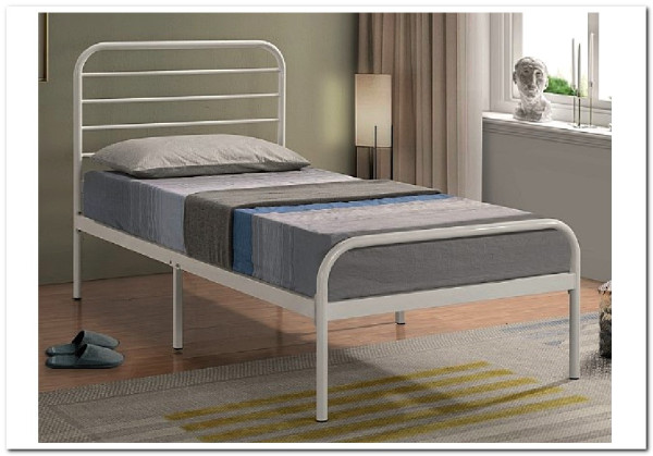Купить Кровать SIGNAL BOLONIA 90/200 (белый) с доставкой по России по цене производителя можно в магазине Другая Мебель в Липецке